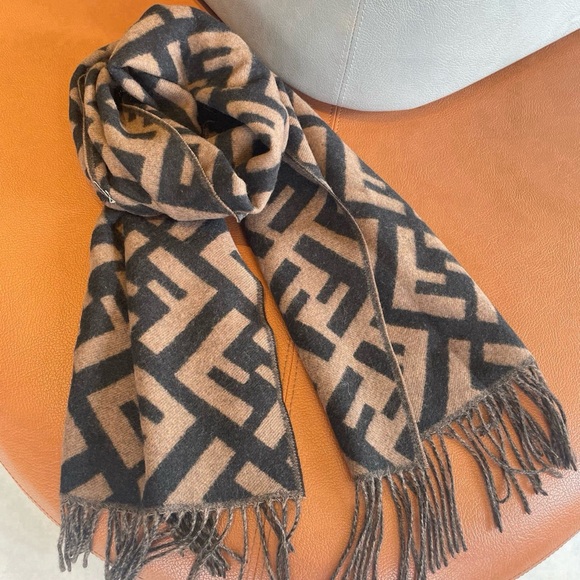 Fendi Cashmere Scarf - Picture 1 of 8